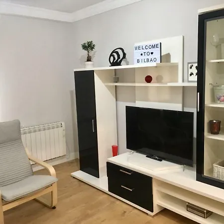 Coqueto Junto A Casco Viejo * בילבאו