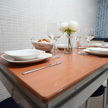 Coqueto Junto A Casco Viejo * בילבאו