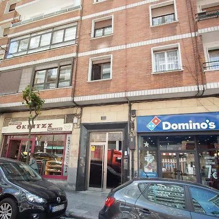 Coqueto Junto A Casco Viejo דירה